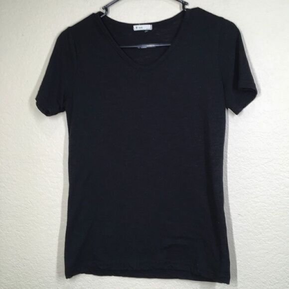 Short Sleeve Black V-Neck Tee B14 - Picture 1 of 5